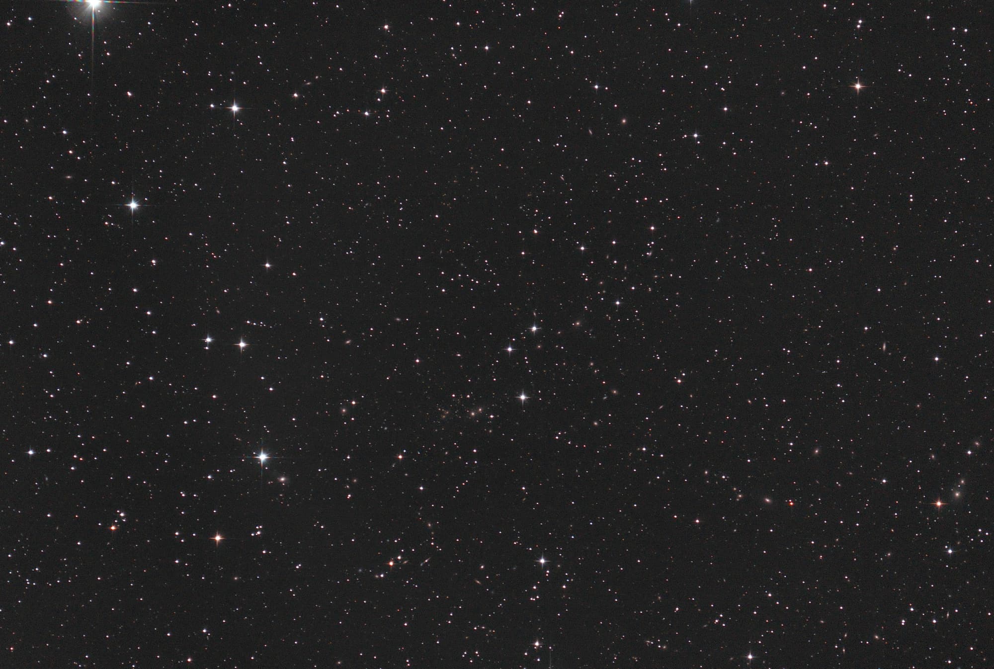 Abell 2152 HerkulesSuperhaufen Spektrum der Wissenschaft